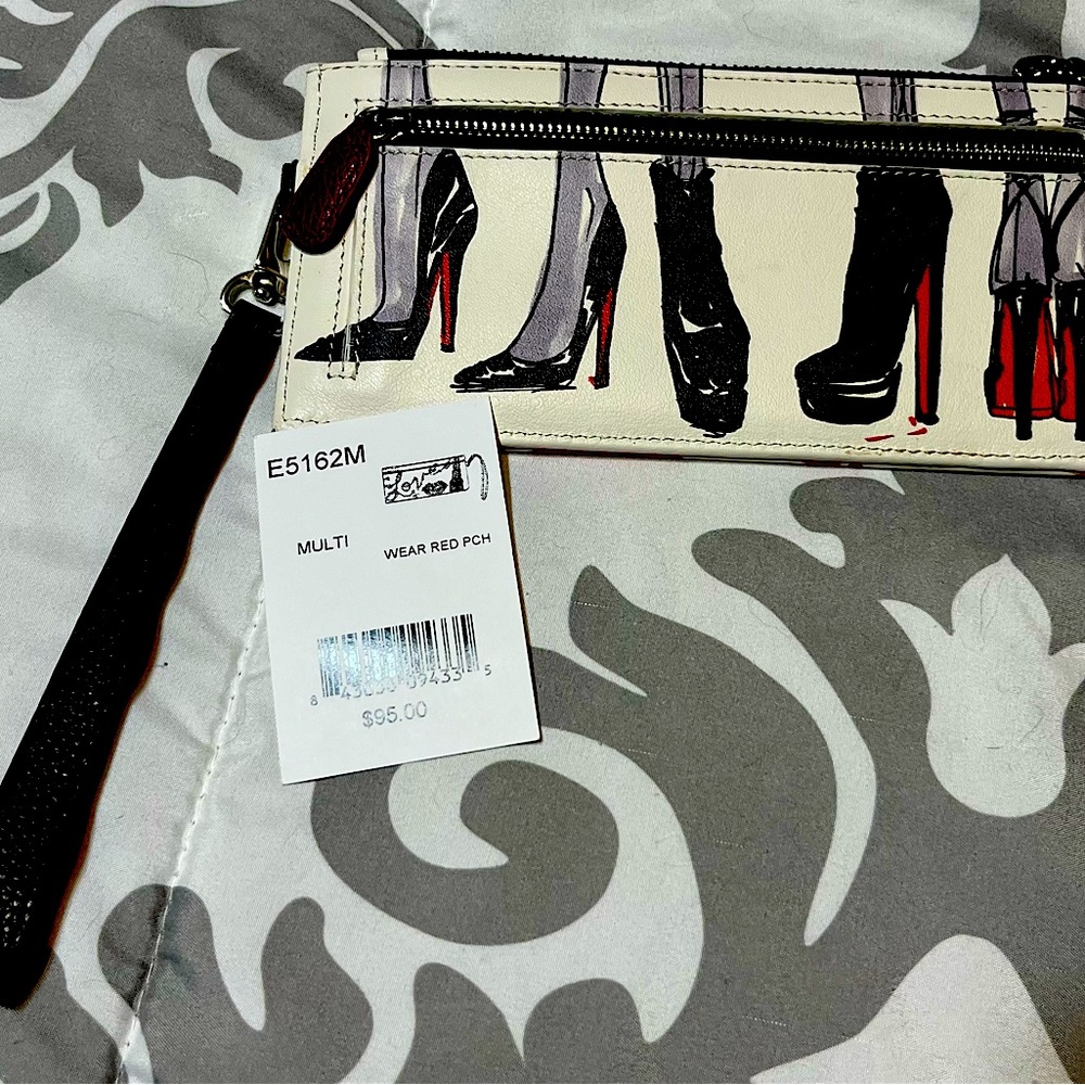 Brighton wristlet wallet/card pouch